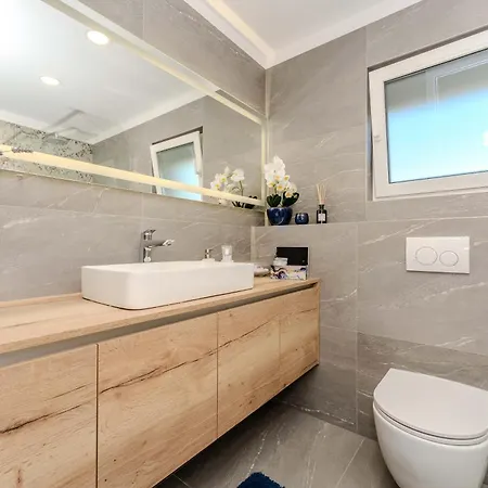 Apartment Marijan *